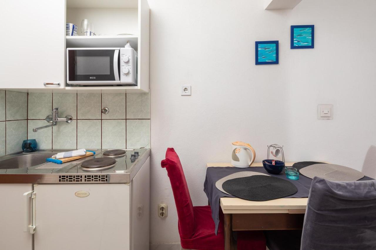 Beach Apartments Borovina Stanici Esterno foto