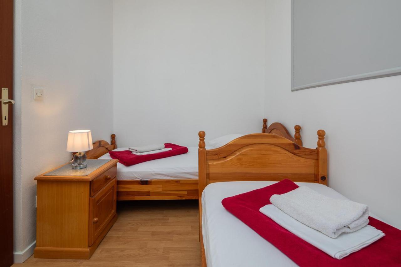 Beach Apartments Borovina Stanici Esterno foto